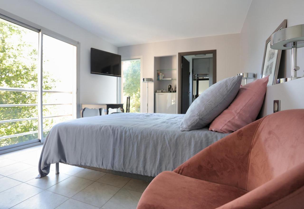 Chambres En Vue - Chambres D'Hotes La Tour-en-Jarez Εξωτερικό φωτογραφία